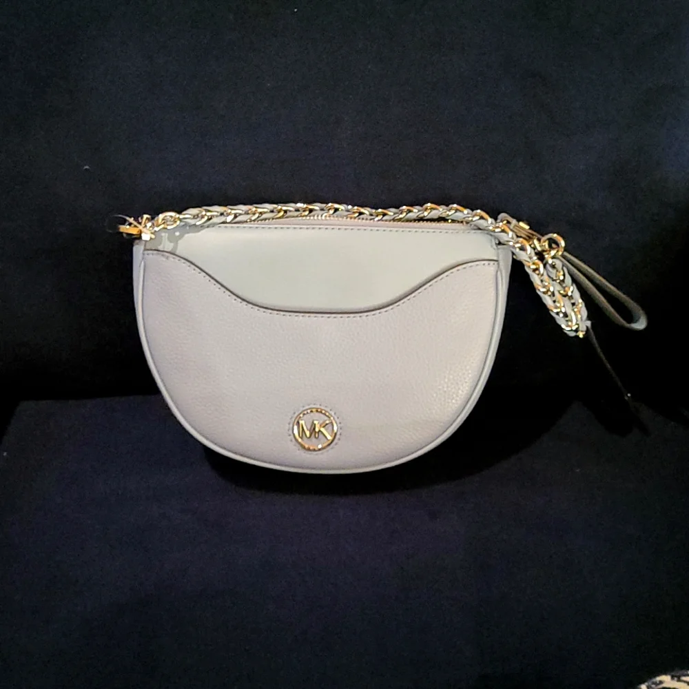 NWT Michael Kors Dover Half Moon Leather Shoulder Bag Chambray/Silver Or… - Picture 1 of 3